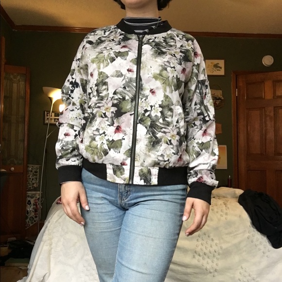 Sanctuary floral bomber jacket - Picture 2 of 5